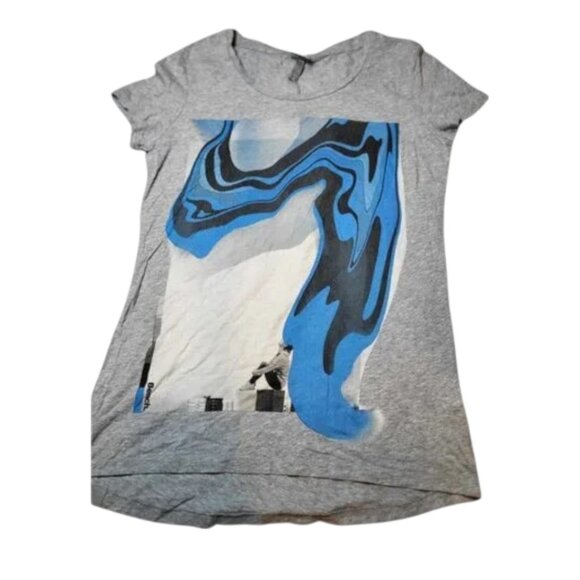 NWT "Bench Women's Gray Graphic Tee  Size S #10 - Picture 1 of 8